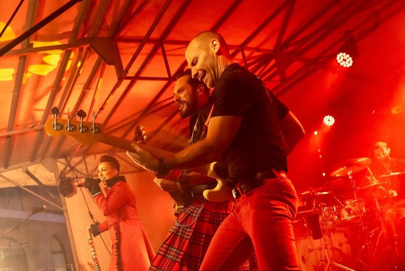 2 H 15 de concert live pour enflammer votre public !